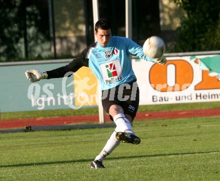 Fussball Regionalliga. St. Andrae/WAC gegen Sturm Graz Amateure. Stefan Takats (WAC/St. Andrä). Wolfsberg, am 12.6.2009.
Foto: Kuess
---
pressefotos, pressefotografie, kuess, qs, qspictures, sport, bild, bilder, bilddatenbank