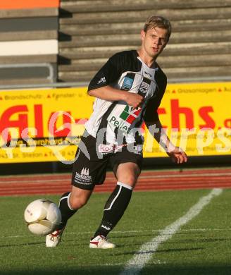 Fussball Regionalliga. St. Andrae/WAC gegen Sturm Graz Amateure. Daniel Reiter (WAC/St. Andrä). Wolfsberg, am 12.6.2009.
Foto: Kuess
---
pressefotos, pressefotografie, kuess, qs, qspictures, sport, bild, bilder, bilddatenbank