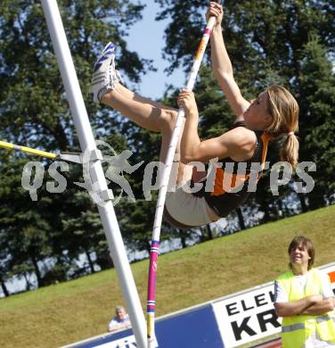 Leichtathletik. Kaerntner Meisterschaft. Stabhochsprung. Katja Salzer. Wolfsberg, am 13.6.2009.
Foto: Kuess
---
pressefotos, pressefotografie, kuess, qs, qspictures, sport, bild, bilder, bilddatenbank