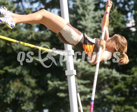 Leichtathletik. Kaerntner Meisterschaft. Stabhochsprung. Katja Salzer. Wolfsberg, am 13.6.2009.
Foto: Kuess
---
pressefotos, pressefotografie, kuess, qs, qspictures, sport, bild, bilder, bilddatenbank