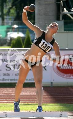 Leichtathletik. Kaerntner Meisterschaften. Kugelstossen. Stefanie Waldkircher. Wolfsberg, am 13.6.2009.
Foto: Kuess

---
pressefotos, pressefotografie, kuess, qs, qspictures, sport, bild, bilder, bilddatenbank