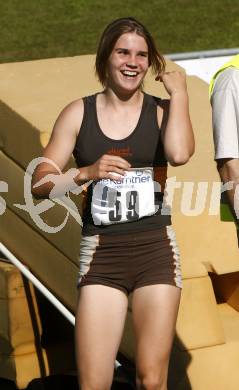 Leichtathletik. Kaerntner Meisterschaft. Stabhochsprung. Katja Salzer. Wolfsberg, am 13.6.2009.
Foto: Kuess
---
pressefotos, pressefotografie, kuess, qs, qspictures, sport, bild, bilder, bilddatenbank