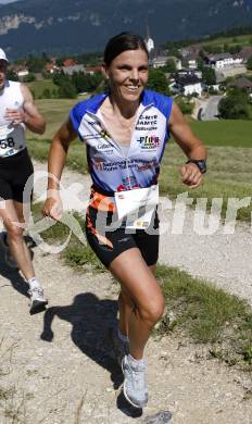 Leichtathletik. Kaerntner Berglaufcup. Sabine Harder (RC MTB OEAMTC Moellbruecke). St. Margarethen im Rosental, am 14.6.2009.
Foto: Kuess
---
pressefotos, pressefotografie, kuess, qs, qspictures, sport, bild, bilder, bilddatenbank