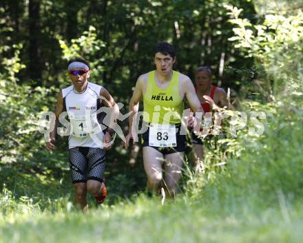 Leichtathletik. Kaerntner Berglaufcup. Robert Stark (LS Stockenboi), Jan Kirschbach (LC Altis Krappfeld). St. Margarethen im Rosental, am 14.6.2009.
Foto: Kuess
---
pressefotos, pressefotografie, kuess, qs, qspictures, sport, bild, bilder, bilddatenbank