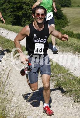 Leichtathletik. Kaerntner Berglaufcup. Valentin Doujak (Kelag Energy Running Team). St. Margarethen im Rosental, am 14.6.2009.
Foto: Kuess
---
pressefotos, pressefotografie, kuess, qs, qspictures, sport, bild, bilder, bilddatenbank