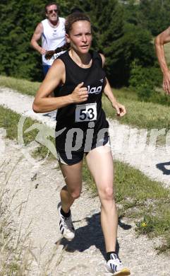 Leichtathletik. Kaerntner Berglaufcup. Sabine Kozak (Kellag Energy Running Team). St. Margarethen im Rosental, am 14.6.2009.
Foto: Kuess
---
pressefotos, pressefotografie, kuess, qs, qspictures, sport, bild, bilder, bilddatenbank