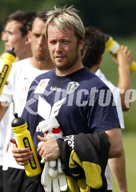 Fussball Bundesliga. Trainingsbeginn SK Austria Kaernten. Andreas Schranz. Moosburg, am 15.6.2009.
Foto: Kuess
---
pressefotos, pressefotografie, kuess, qs, qspictures, sport, bild, bilder, bilddatenbank