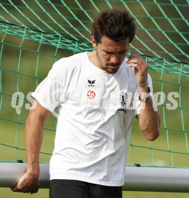 Fussball Bundesliga. Trainingsbeginn SK Austria Kaernten. Fernando Troyansky. Moosburg, am 15.6.2009.
Foto: Kuess
---
pressefotos, pressefotografie, kuess, qs, qspictures, sport, bild, bilder, bilddatenbank