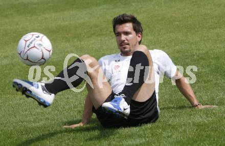 Fussball Bundesliga. Trainingsbeginn SK Austria Kaernten. Fernando Troyansky. Moosburg, am 15.6.2009.
Foto: Kuess
---
pressefotos, pressefotografie, kuess, qs, qspictures, sport, bild, bilder, bilddatenbank