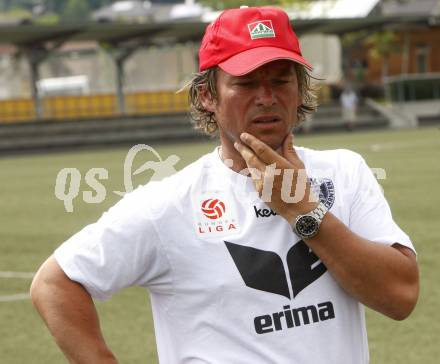 Fussball Bundesliga. Trainingsbeginn SK Austria Kaernten. Trainer Frenkie Schinkels. Moosburg, am 15.6.2009.
Foto: Kuess
---
pressefotos, pressefotografie, kuess, qs, qspictures, sport, bild, bilder, bilddatenbank