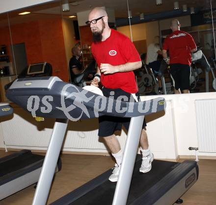 Eishockey Bundesliga. Sommertraining VSV. Markus Peintner. Villach, am 29.5.2009.
Foto: Kuess
---
pressefotos, pressefotografie, kuess, qs, qspictures, sport, bild, bilder, bilddatenbank