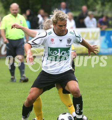 Fussball Bundesliga. Testspiel. SK Austria Kaernten gegen Obervellach. Peter Pucker (Austria Kaernten). Obervellach, am 21.6.2009.
Foto: Kuess
---
pressefotos, pressefotografie, kuess, qs, qspictures, sport, bild, bilder, bilddatenbank