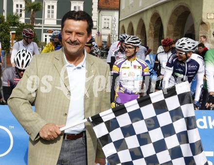 X-Terra Decathlon. Landtagspraesident Josef Lobnig. Voelkermarkt, am 21.6.2009.
Foto: Kuess
---
pressefotos, pressefotografie, kuess, qs, qspictures, sport, bild, bilder, bilddatenbank