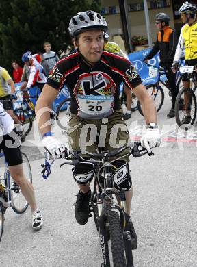 X-Terra Decathlon. Radfahren. Harald Baumer. Voelkermarkt, am 21.6.2009.
Foto: Kuess
---
pressefotos, pressefotografie, kuess, qs, qspictures, sport, bild, bilder, bilddatenbank