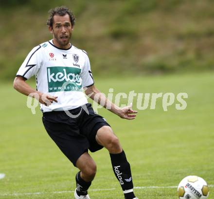 Fussball Bundesliga. Testspiel. SK Austria Kaernten gegen FC Wacker Innsbruck. Christian Prawda (Austria Kaernten). Rennweg, am 24.6.2009.
Foto: Kuess 
---
pressefotos, pressefotografie, kuess, qs, qspictures, sport, bild, bilder, bilddatenbank