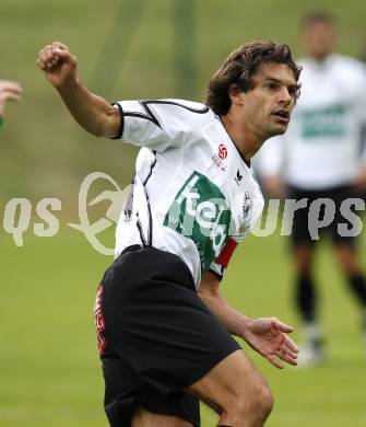 Fussball Bundesliga. Testspiel. SK Austria Kaernten gegen FC Wacker Innsbruck. Jocelyn Blanchard (Austria Kaernten). Rennweg, am 24.6.2009.
Foto: Kuess 
---
pressefotos, pressefotografie, kuess, qs, qspictures, sport, bild, bilder, bilddatenbank