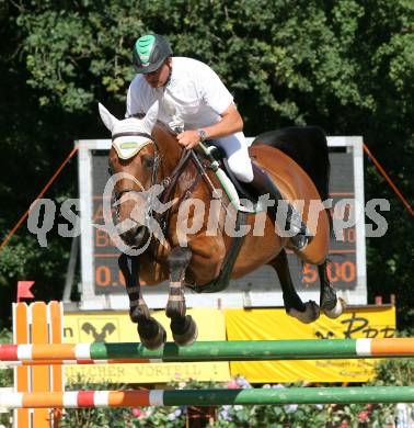 Reiten. Internationale Reitsporttage. AVR Silver Tour Finale. Anton Martin Bauer. Maria Woerth, 27.6.2009.
Foto: Kuess 

---
pressefotos, pressefotografie, kuess, qs, qspictures, sport, bild, bilder, bilddatenbank