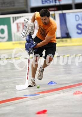 Eishockey Bundesliga. VSV Sommertraining. Tormanntraining. Gert Prohaska. Villach, am 24.6.2009.
Foto: Kuess
---
pressefotos, pressefotografie, kuess, qs, qspictures, sport, bild, bilder, bilddatenbank