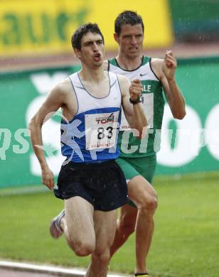 Leichtathletik. Austrian Top4Meeting. 800 Meter Maenner. David Horvat (SLO) (Nr. 83), Christian Neunhaeusererr (ITA), (Nr. 39). Villach, am 27.6.2009.
Foto: Kuess
---
pressefotos, pressefotografie, kuess, qs, qspictures, sport, bild, bilder, bilddatenbank