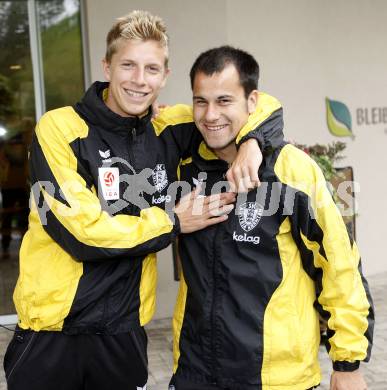 Fussball Bundesliga. Trainingslager SK Austria Kaernten.  Thomas Hinum, Leonhard Kaufmann. Bad Bleiberg, am 25.6.2009.
Foto: Kuess
---
pressefotos, pressefotografie, kuess, qs, qspictures, sport, bild, bilder, bilddatenbank