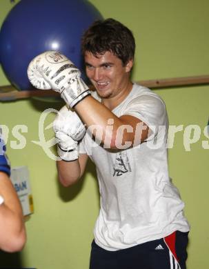 Eishockey Bundesliga. VSV Sommertraining. Anton Darohs. Villach, am 9.7.2009.
Foto: Kuess
---
pressefotos, pressefotografie, kuess, qs, qspictures, sport, bild, bilder, bilddatenbank