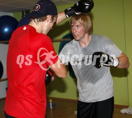 Eishockey Bundesliga. VSV Sommertraining. Thomas Pfeffer. Villach, am 9.7.2009.
Foto: Kuess
---
pressefotos, pressefotografie, kuess, qs, qspictures, sport, bild, bilder, bilddatenbank