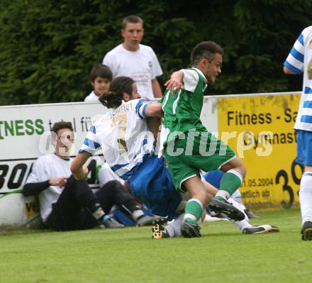 Fussball. Villacher Stadtpokal. Landskron gegen VSV.  (Landskron), Arno Schuri (VSV). Landskron, am 11.7.2009.
Foto: Kuess
---
pressefotos, pressefotografie, kuess, qs, qspictures, sport, bild, bilder, bilddatenbank