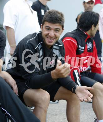 Fussball. Testspiel. SK Austria Kaernten gegen Eintracht Frankfurt. Uemit Korkmaz (Frankfurt). Hermagor, 20.7.2009.
Foto: Kuess
---
pressefotos, pressefotografie, kuess, qs, qspictures, sport, bild, bilder, bilddatenbank