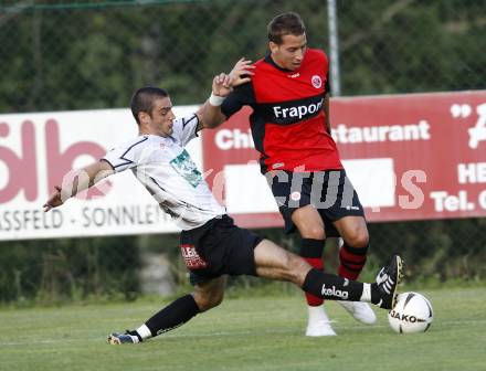 Fussball. Testspiel. SK Austria Kaernten gegen Eintracht Frankfurt. Marco Salvatore (Austria Kaernten), Nikola Petkovic  (Frankfurt). Hermagor, 20.7.2009.
Foto: Kuess
---
pressefotos, pressefotografie, kuess, qs, qspictures, sport, bild, bilder, bilddatenbank