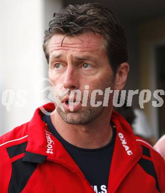 Fussball. Testspiel. SK Austria Kaernten gegen Eintracht Frankfurt. Trainer Michael Skibbe  (Frankfurt). Hermagor, 20.7.2009.
Foto: Kuess
---
pressefotos, pressefotografie, kuess, qs, qspictures, sport, bild, bilder, bilddatenbank