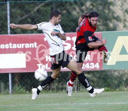 Fussball. Testspiel. SK Austria Kaernten gegen Eintracht Frankfurt. Oliver Pusztai  (Austria Kaernten), Ioannis Amanatidis  (Frankfurt). Hermagor, 20.7.2009.
Foto: Kuess
---
pressefotos, pressefotografie, kuess, qs, qspictures, sport, bild, bilder, bilddatenbank