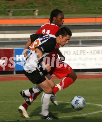 Fussball Testspiel. WAC/St. Andrae gegen 1. FC Koeln. Dennis Curic (WAC), Yabo Ray (Koeln). Wolfsberg, am 22.7.2009.
Foto: Kuess
---
pressefotos, pressefotografie, kuess, qs, qspictures, sport, bild, bilder, bilddatenbank