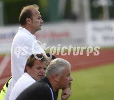 Fussball Testspiel. WAC/St. Andrae gegen 1. FC Koeln. Trainer Hans-Peter Buchleitner, Sportdirektor Reinhard Tellian (WAC). Wolfsberg, am 22.7.2009.
Foto: Kuess
---
pressefotos, pressefotografie, kuess, qs, qspictures, sport, bild, bilder, bilddatenbank