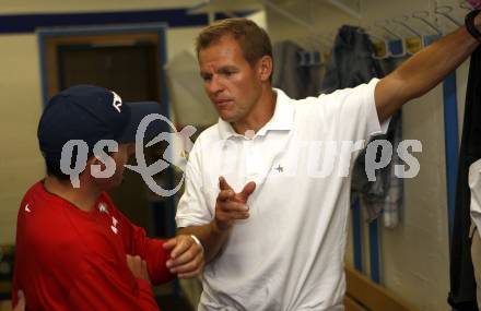 EBEL. Eishockey Bundesliga. Training VSV. Trainer Johan Stroemwall. Villach, am 22.7.2009.
Foto: Kuess
---
pressefotos, pressefotografie, kuess, qs, qspictures, sport, bild, bilder, bilddatenbank