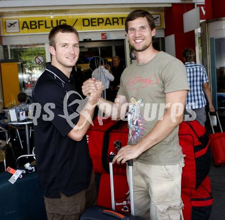 Eishockey. Mathias Lange, Gregor Hager. Klagenfurt, 23.7.2009.
Foto: Kuess
---
pressefotos, pressefotografie, kuess, qs, qspictures, sport, bild, bilder, bilddatenbank