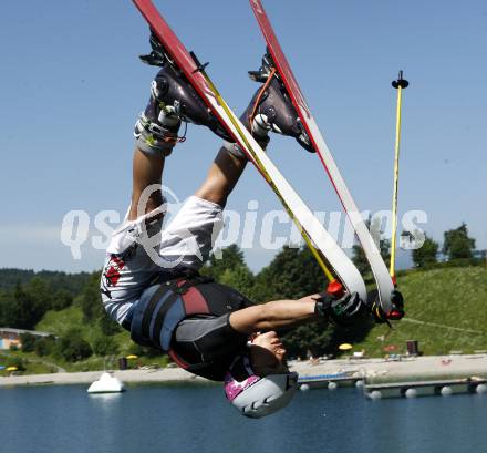 Ski Freestyle. Margarita Marbler. Training. Foederlach, am 21.7.2009.
Foto: Kuess
---
pressefotos, pressefotografie, kuess, qs, qspictures, sport, bild, bilder, bilddatenbank