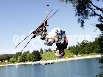 Ski Freestyle. Margarita Marbler. Training. Foederlach, am 21.7.2009.
Foto: Kuess
---
pressefotos, pressefotografie, kuess, qs, qspictures, sport, bild, bilder, bilddatenbank