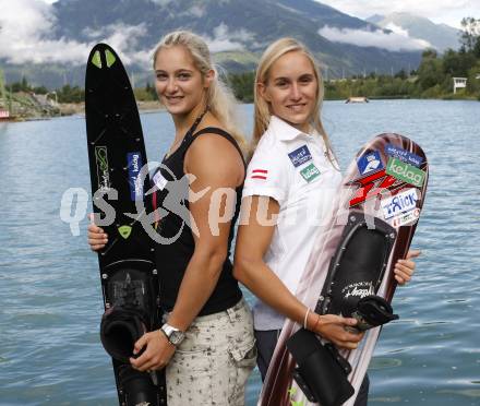 Wasserski. Austrian Nationals.  Irena Rohrer, Tina Rauchenwald. Lendorf, 25.7.2009.
Foto: Kuess
---
pressefotos, pressefotografie, kuess, qs, qspictures, sport, bild, bilder, bilddatenbank