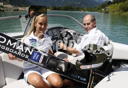 Wasserski. Austrian Nationals.  Slalom. Rauchenwald Miki und Tina,  Lendorf, 25.7.2009.
Foto: Kuess
---
pressefotos, pressefotografie, kuess, qs, qspictures, sport, bild, bilder, bilddatenbank