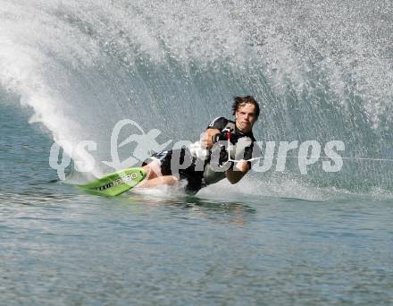 Wasserski. Austrian Nationals.  Slalom. Seppi Grosek. Lendorf, 25.7.2009.
Foto: Kuess
---
pressefotos, pressefotografie, kuess, qs, qspictures, sport, bild, bilder, bilddatenbank