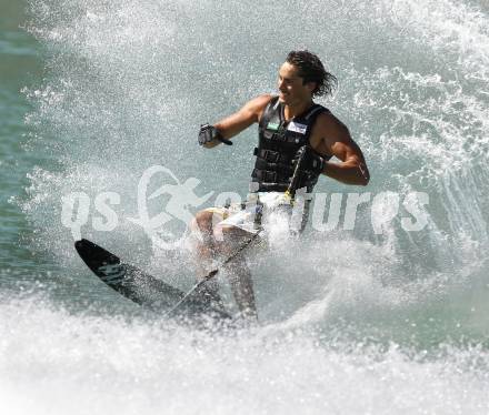 Wasserski. Austrian Nationals.  Slalom. Claudio Koestenberger. Lendorf, 25.7.2009.
Foto: Kuess
---
pressefotos, pressefotografie, kuess, qs, qspictures, sport, bild, bilder, bilddatenbank