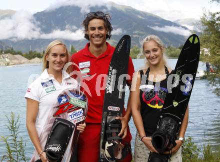 Wasserski. Austrian Nationals. Tina Rauchenwald, Claudio Koestenberger, Irena Rohrer. Lendorf, 25.7.2009.
Foto: Kuess
---
pressefotos, pressefotografie, kuess, qs, qspictures, sport, bild, bilder, bilddatenbank