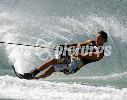 Wasserski. Austrian Nationals.  Slalom. Claudio Koestenberger. Lendorf, 25.7.2009.
Foto: Kuess
---
pressefotos, pressefotografie, kuess, qs, qspictures, sport, bild, bilder, bilddatenbank