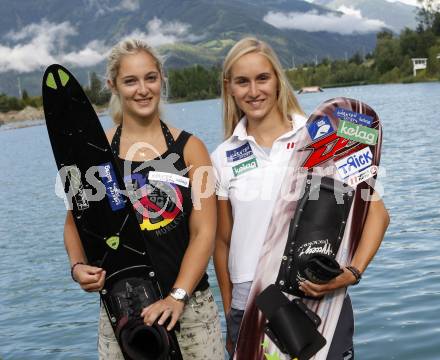 Wasserski. Austrian Nationals.  Irena Rohrer, Tina Rauchenwald. Lendorf, 25.7.2009.
Foto: Kuess
---
pressefotos, pressefotografie, kuess, qs, qspictures, sport, bild, bilder, bilddatenbank