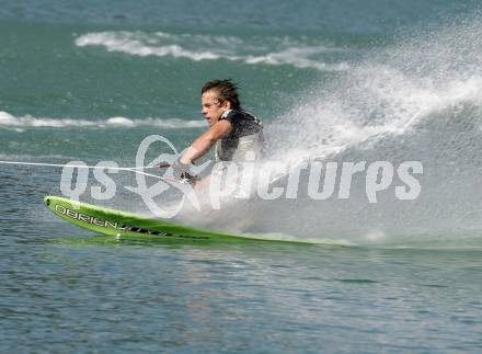 Wasserski. Austrian Nationals.  Slalom. Seppi Grosek. Lendorf, 25.7.2009.
Foto: Kuess
---
pressefotos, pressefotografie, kuess, qs, qspictures, sport, bild, bilder, bilddatenbank