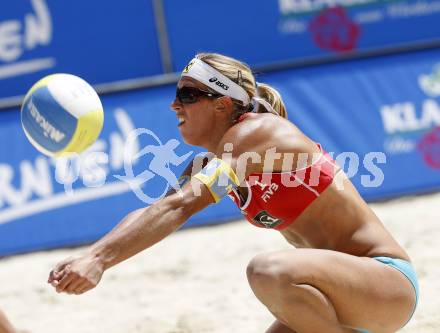 Beach Volleyball. SCHWAIGER Stefanie (AUT). Klagenfurt, 29.7.2009.
Foto: Kuess 
Foto: Kuess 

---
pressefotos, pressefotografie, kuess, qs, qspictures, sport, bild, bilder, bilddatenbank