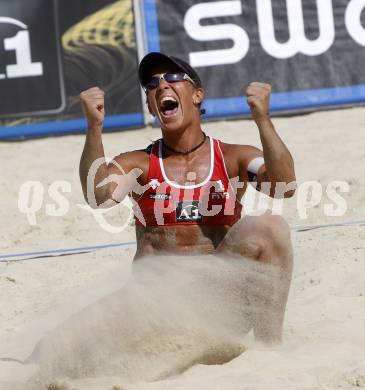 Beachvolleyball. MONTAGNOLLI Sara, (AUT). Klagenfurt, 30.7.2009.
Foto: Kuess 

---
pressefotos, pressefotografie, kuess, qs, qspictures, sport, bild, bilder, bilddatenbank