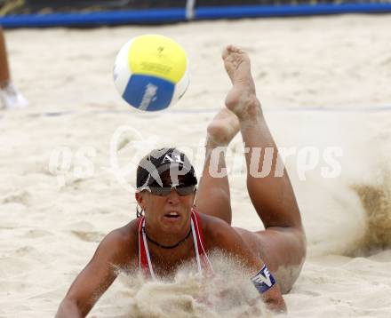 Beachvolleyball. MONTAGNOLLI Sara, (AUT). Klagenfurt, 31.7.2009.
Foto: Kuess 

---
pressefotos, pressefotografie, kuess, qs, qspictures, sport, bild, bilder, bilddatenbank