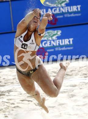 Beachvolleyball. MONTAGNOLLI Sara, (AUT). Klagenfurt, 31.7.2009.
Foto: Kuess 

---
pressefotos, pressefotografie, kuess, qs, qspictures, sport, bild, bilder, bilddatenbank