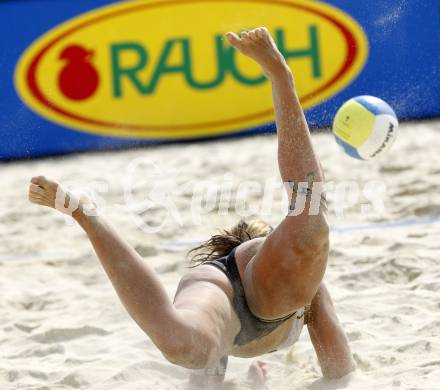 Beachvolleyball. MONTAGNOLLI Sara, (AUT). Klagenfurt, 31.7.2009.
Foto: Kuess 

---
pressefotos, pressefotografie, kuess, qs, qspictures, sport, bild, bilder, bilddatenbank